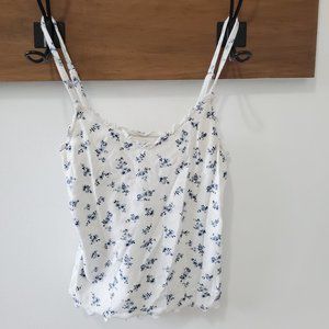Hollister crop tank XS
